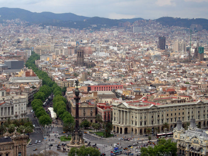 6.-Barcelona es la segunda ciudad más poblada de España. Es percibida como la tercera ciudad con el ambiente más atractivo. Foto: Flickr Bert Kaufmann [CC BY 2.0]