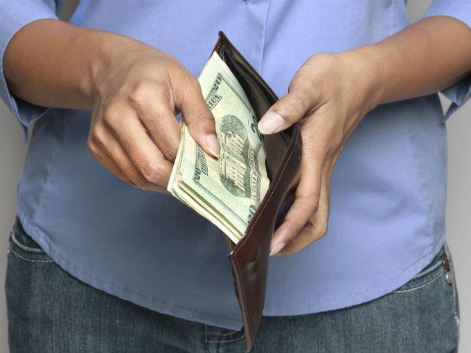El tipo de cambio puede afectar a la larga el bolsillo del consumidor. Foto: Photos.com