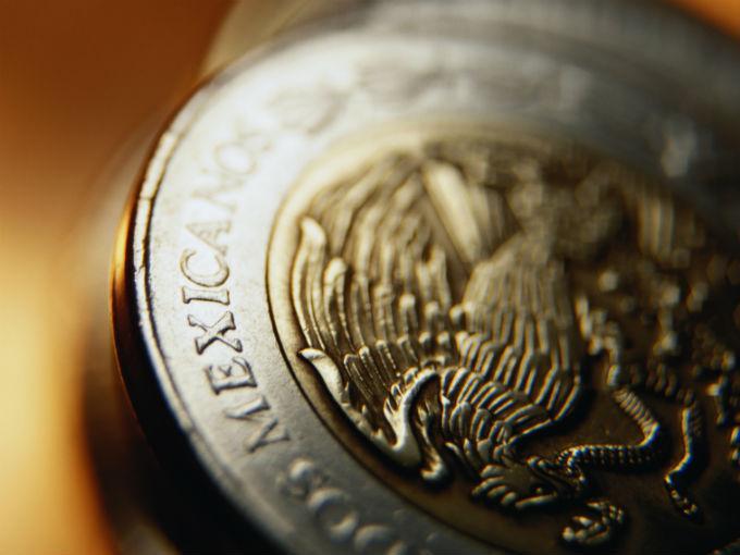 El tipo de cambio fix del Banco de México cerró la sesión en un nivel de 13.4015 pesos por dólar. Foto: Photos.com