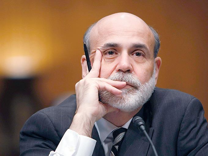 Ben Bernanke, presidente de la Fed, se inclina por mantener estímulos.   